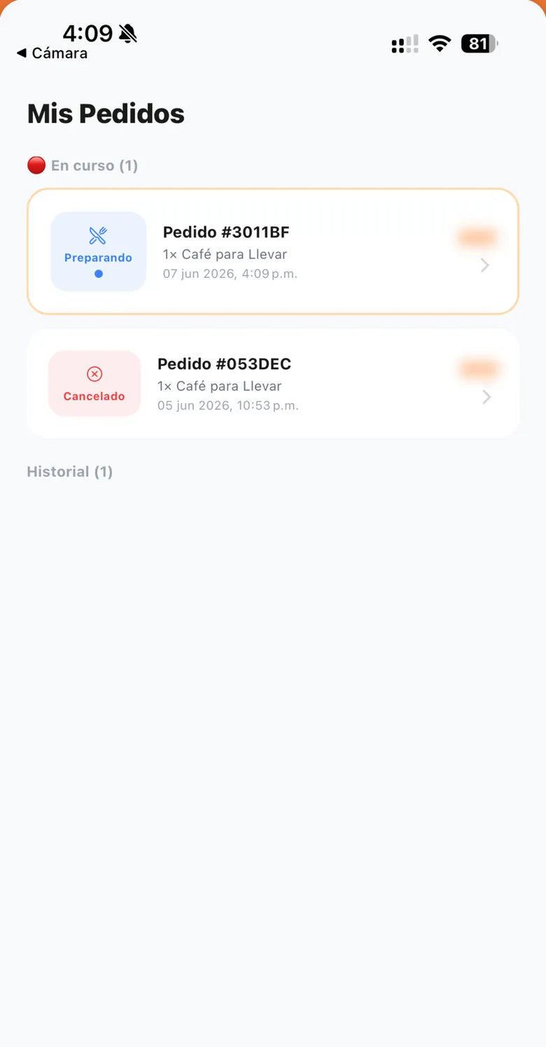 Pantalla Mis pedidos de Pal Antojo, con un pedido en preparación y otro cancelado